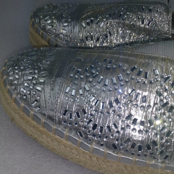 GIANNI BINI Espadrille Loafer with Sequins sparkly jewels, padded insole 8.5 NEW - Picture 8 of 10